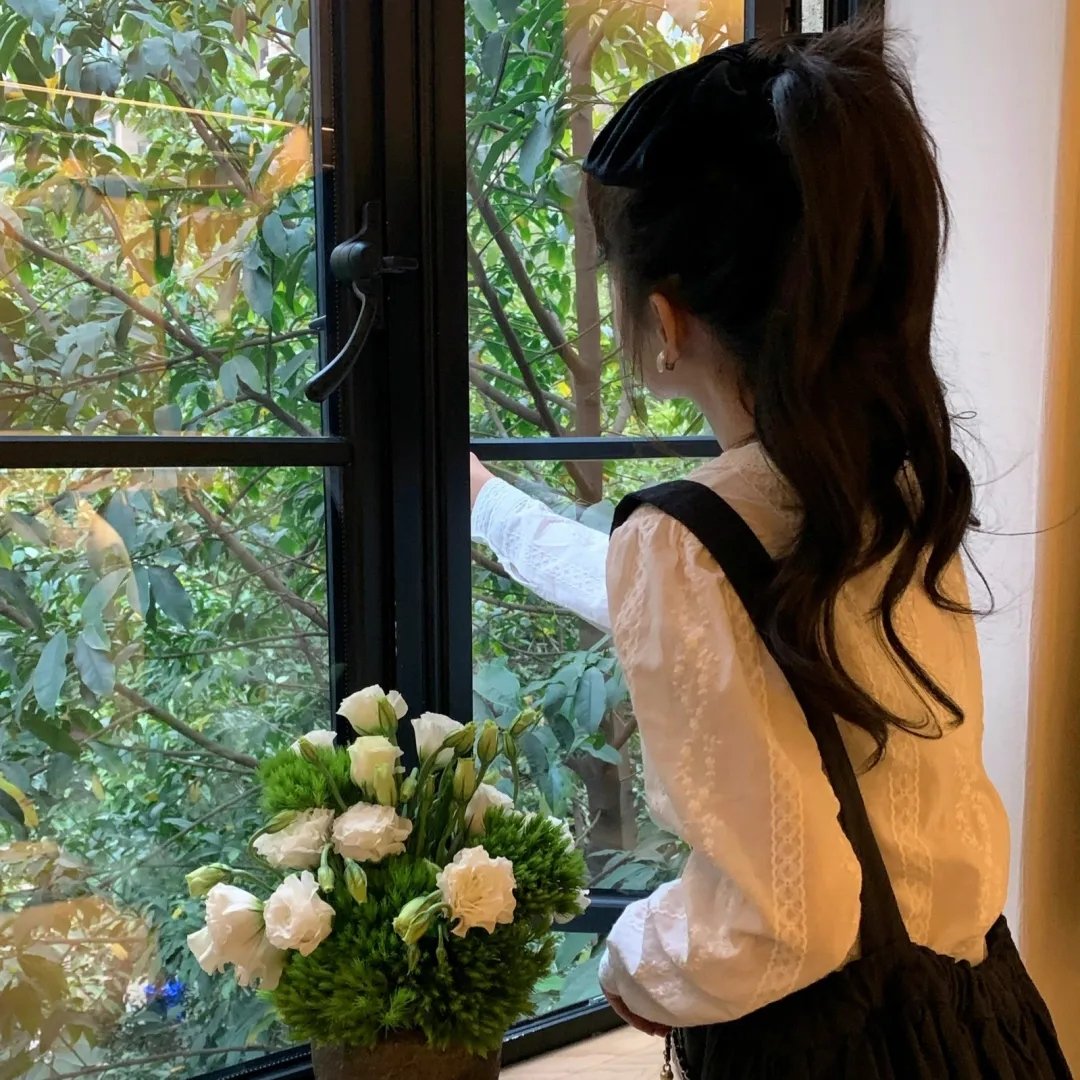 抓住救命稻草的野兽们
